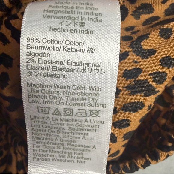 J. Crew Leopard Print Short Sleeve Button-Front Blouse - Picture 7 of 7